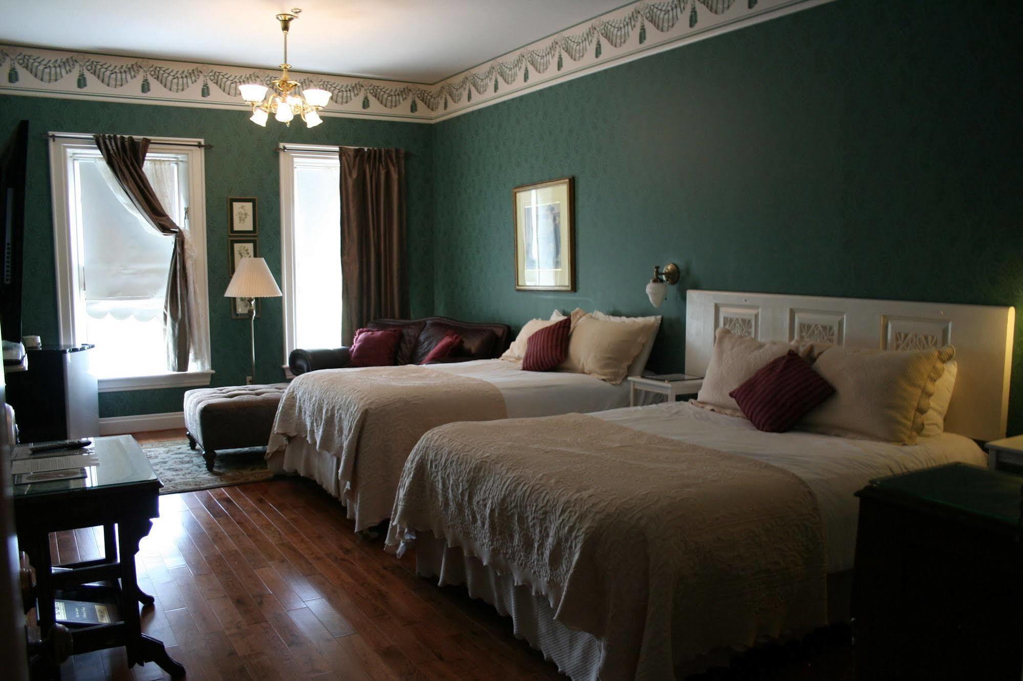 Kingsley Inn Fort Madison Extérieur photo