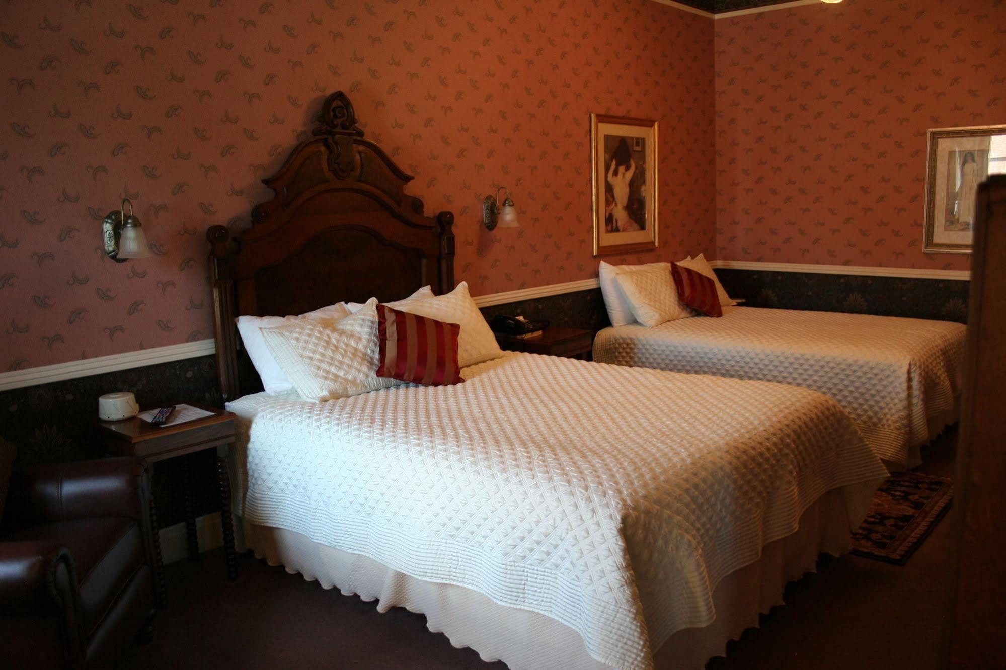 Kingsley Inn Fort Madison Extérieur photo