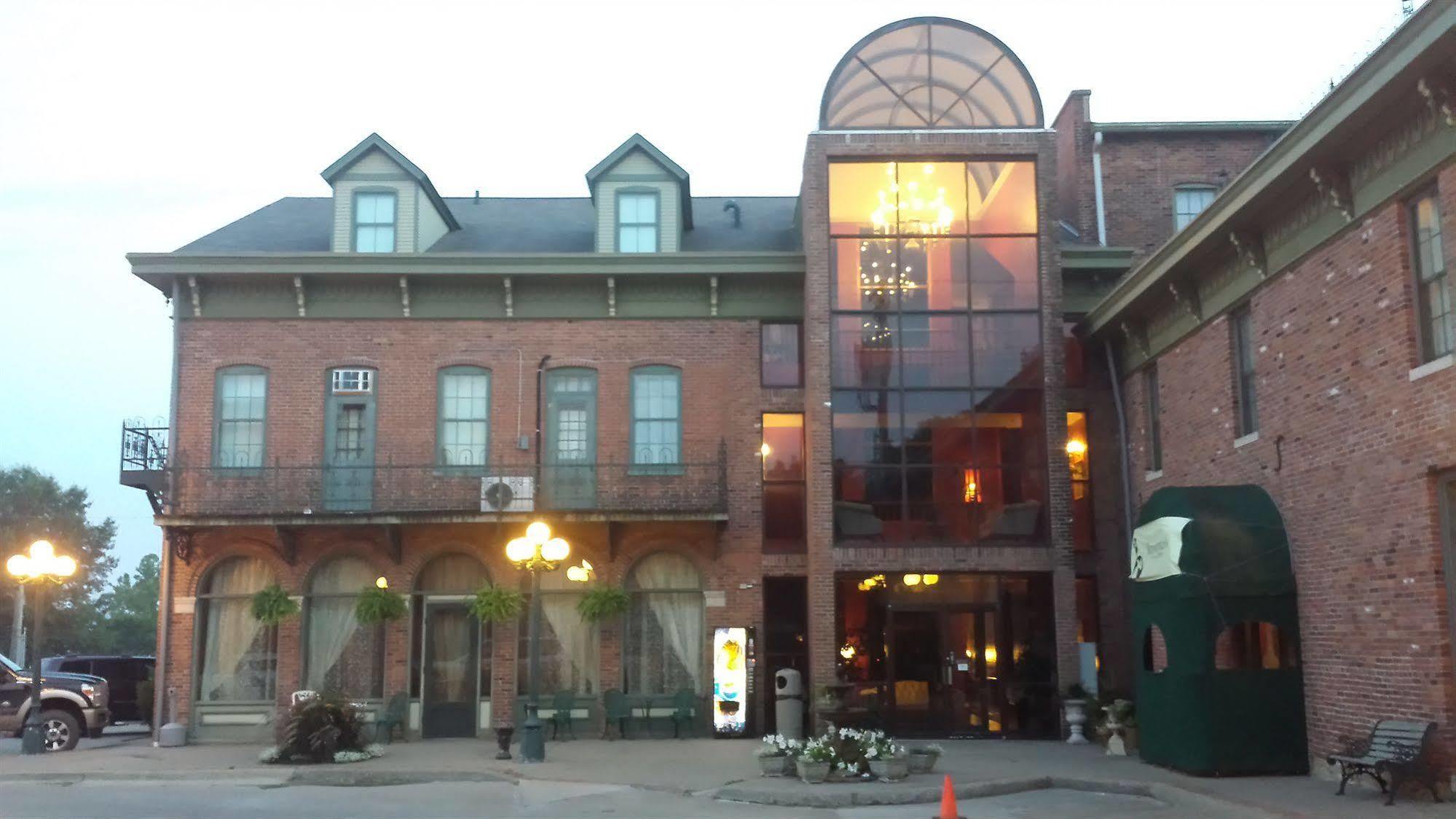 Kingsley Inn Fort Madison Extérieur photo